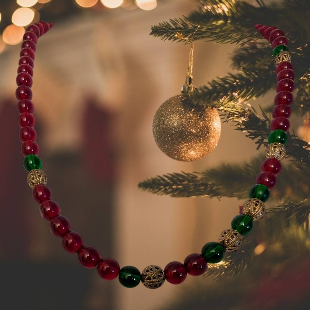 Botanical Motif Necklace, Red & Green Glass Beads & Gold Filigree Necklace.